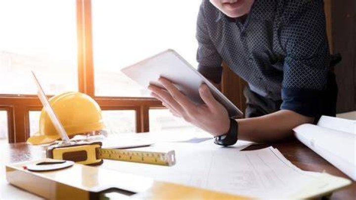 How to report unpermitted work?
